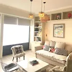 New 3Bed/1Ba Parisian Loft By The Eiffel Tower!