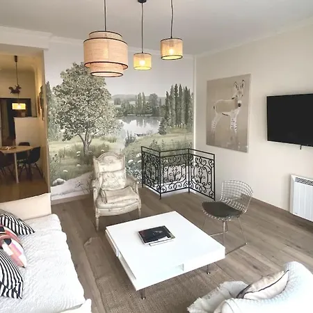 New 3bed/1ba Parisian Loft By The Eiffel Tower! Paris