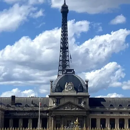 New 3bed/1ba Parisian Loft By The Eiffel Tower! Apartment
