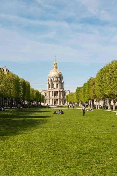 Apartment New 3bed/1ba Parisian Loft By The Eiffel Tower! Paris
