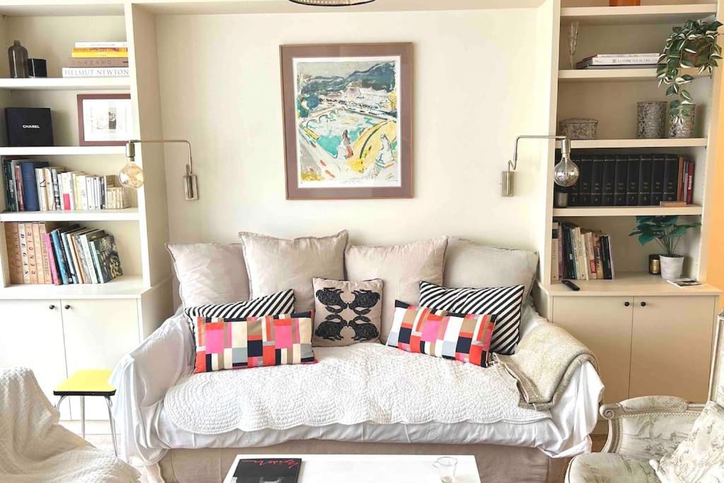 New 3bed/1ba Parisian Loft By The Eiffel Tower! * Paris